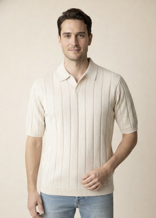 REMERA HILO COM CUELLO BEIGE